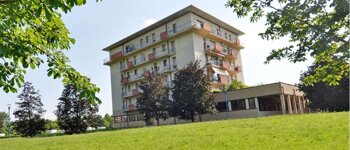 ATTICO PANORAMICO CON TERRAZZAMENTO E GARAGE - V000634