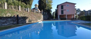 TRILOCALE VISTA LAGO, LOGGIA,GARAGE,PISCINA - V000580